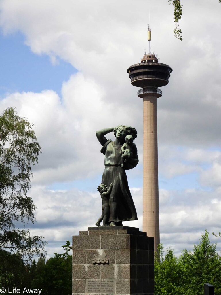 Tampere Nasinneula and Kuru Disaster Memorial Statue